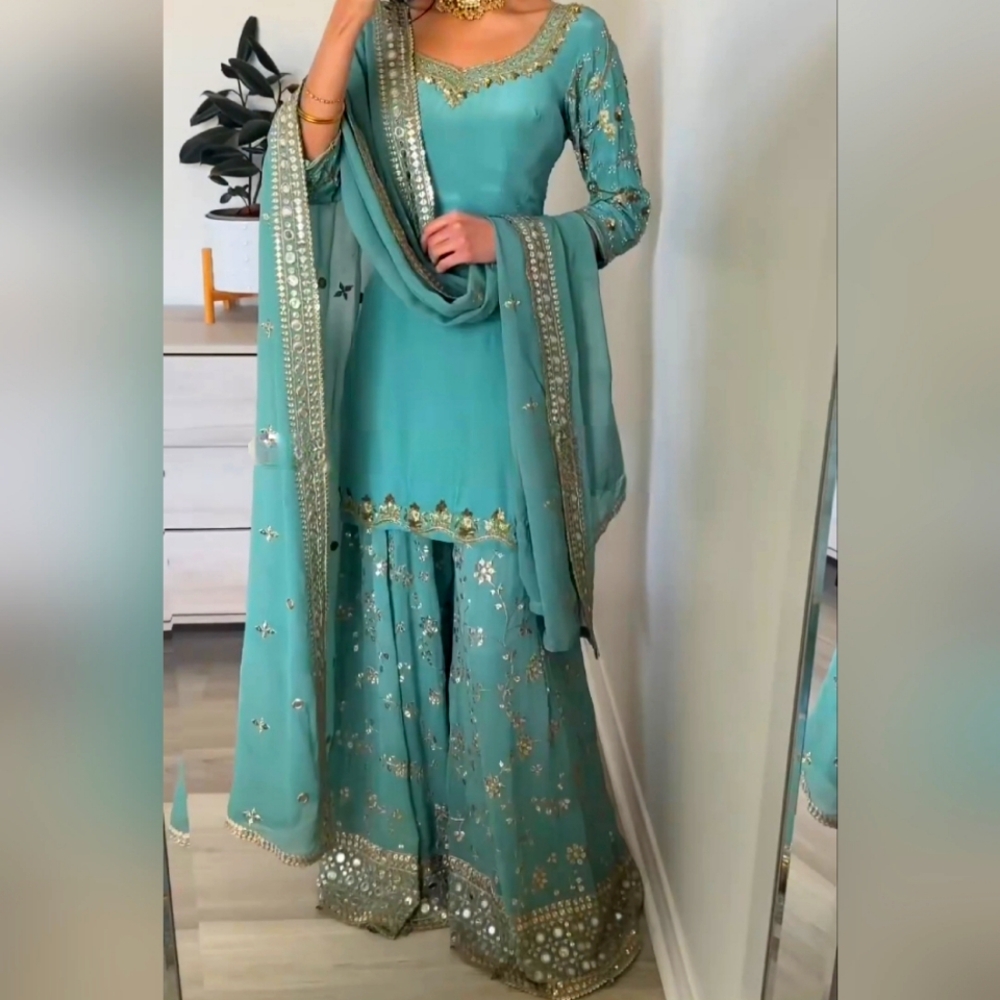Indian Pakistani dress!